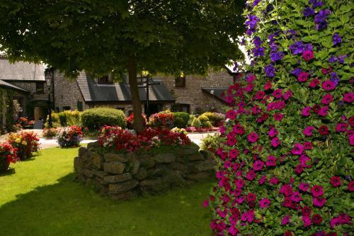 St Mary'S Hotel Golf & Country Club Pencoed Zewnętrze zdjęcie