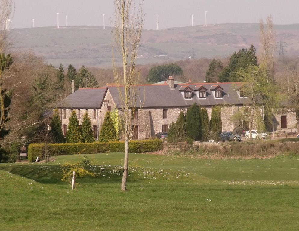 St Mary'S Hotel Golf & Country Club Pencoed Zewnętrze zdjęcie