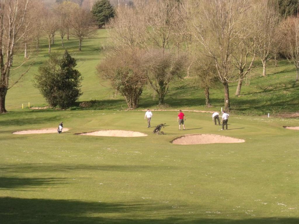 St Mary'S Hotel Golf & Country Club Pencoed Zewnętrze zdjęcie